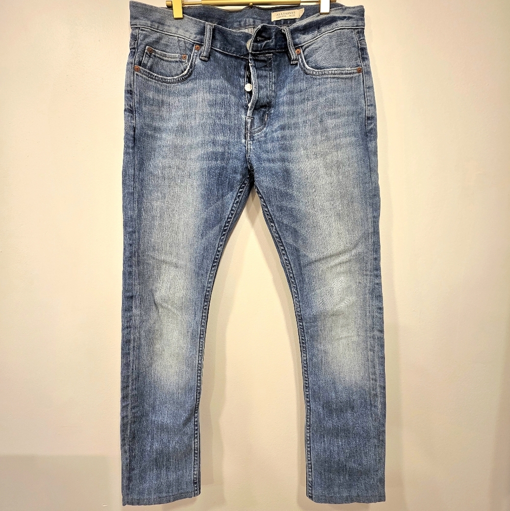 Men's Light Blue Jeans